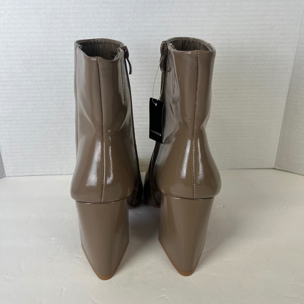 Torrid Taupe Patent Square Toe Triangle Heel Bootie Ankle Boots 7.5 NEW - Picture 2 of 7